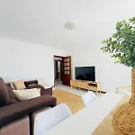 아파트 Recanto Areias - 2-bedroom 5 Minutes From The *