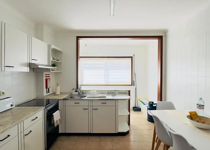 Recanto Areias - 2-bedroom 5 Minutes From The *