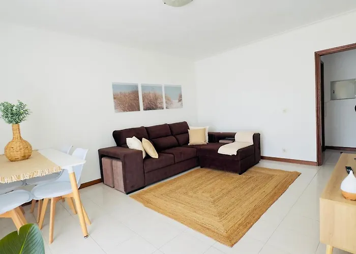 Recanto Areias - 2-bedroom 5 Minutes From The * Torreira