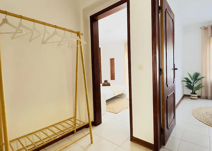 Apartman Recanto Areias - 2-bedroom 5 Minutes From The