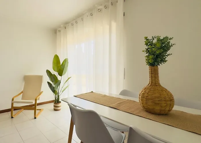 Apartman Recanto Areias - 2-bedroom 5 Minutes From The *